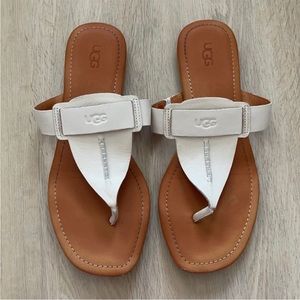 UGG GAILA SLIDES 9